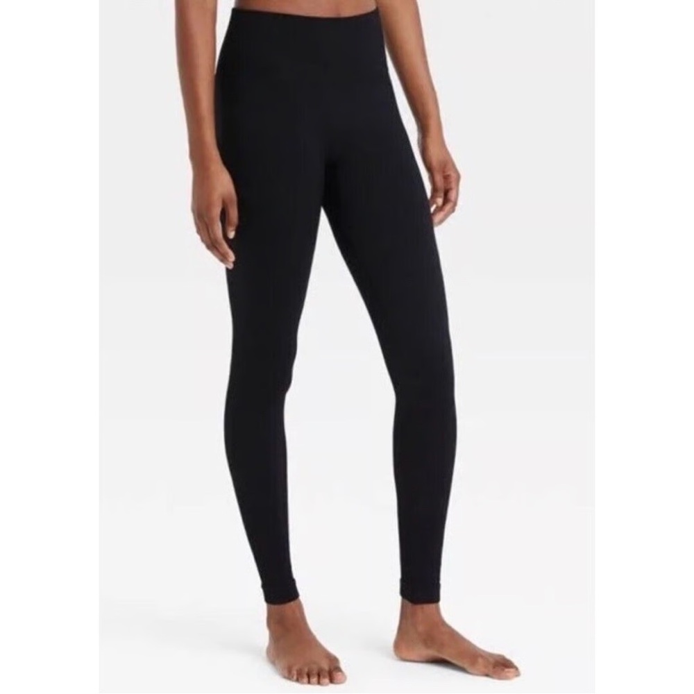 4️⃣for20 Colsie Black Ribbed High Waist Athleisure Leggings Medium